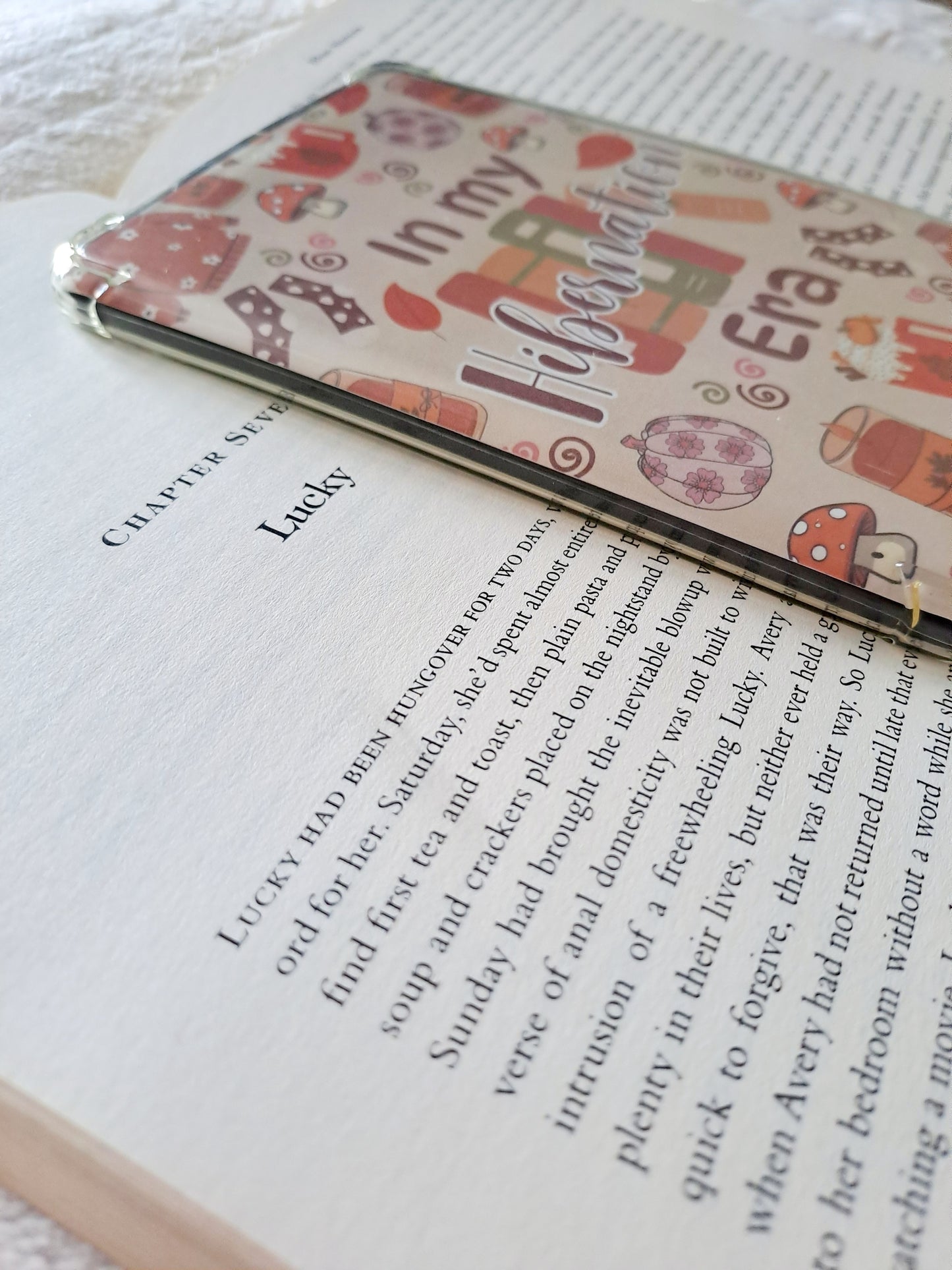 In my hibernation Era kindle skin - E- reader skins