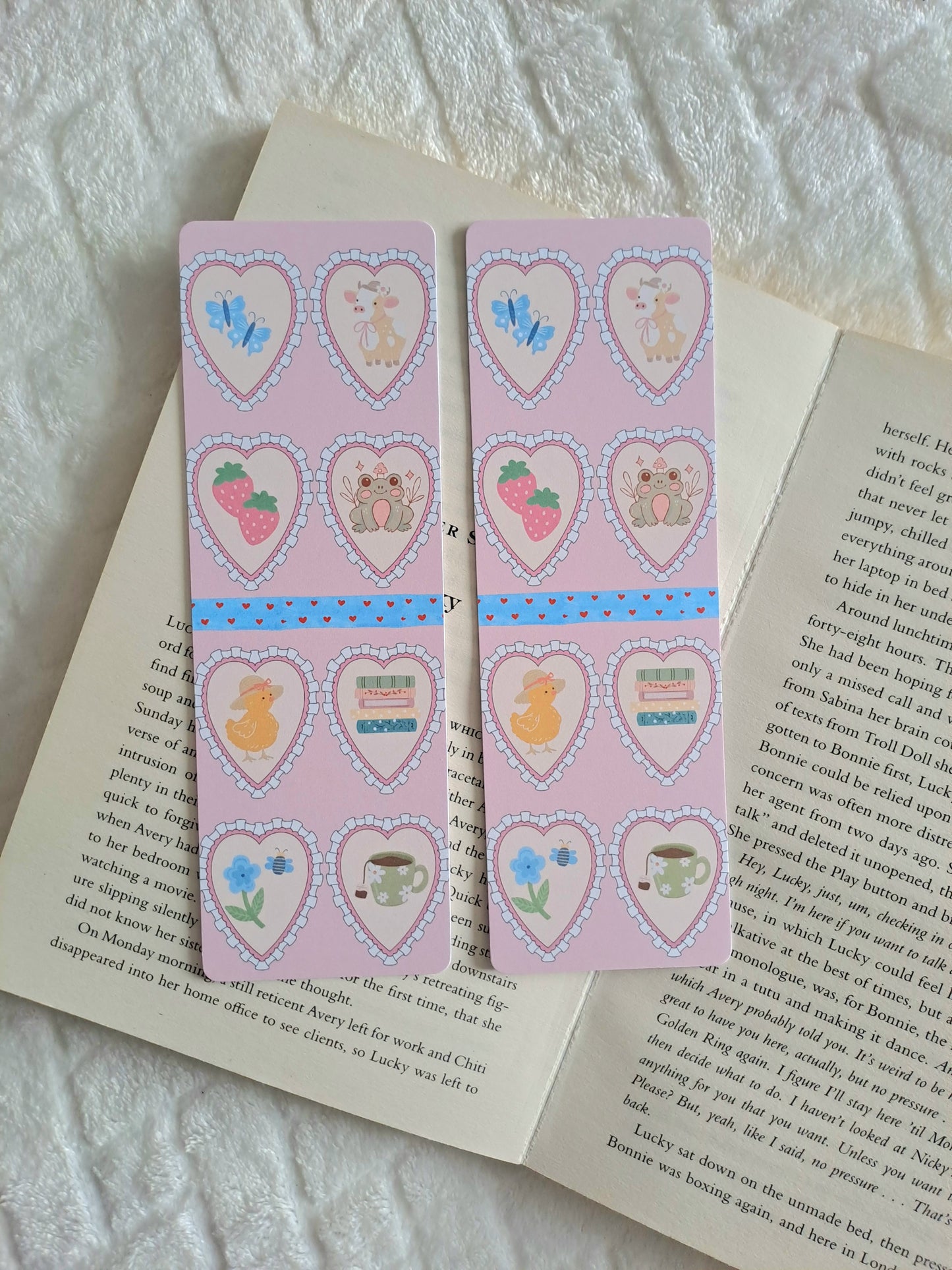 Soft Girl Regency era bookmark for book lovers | Romance readers | Gift got bookworm