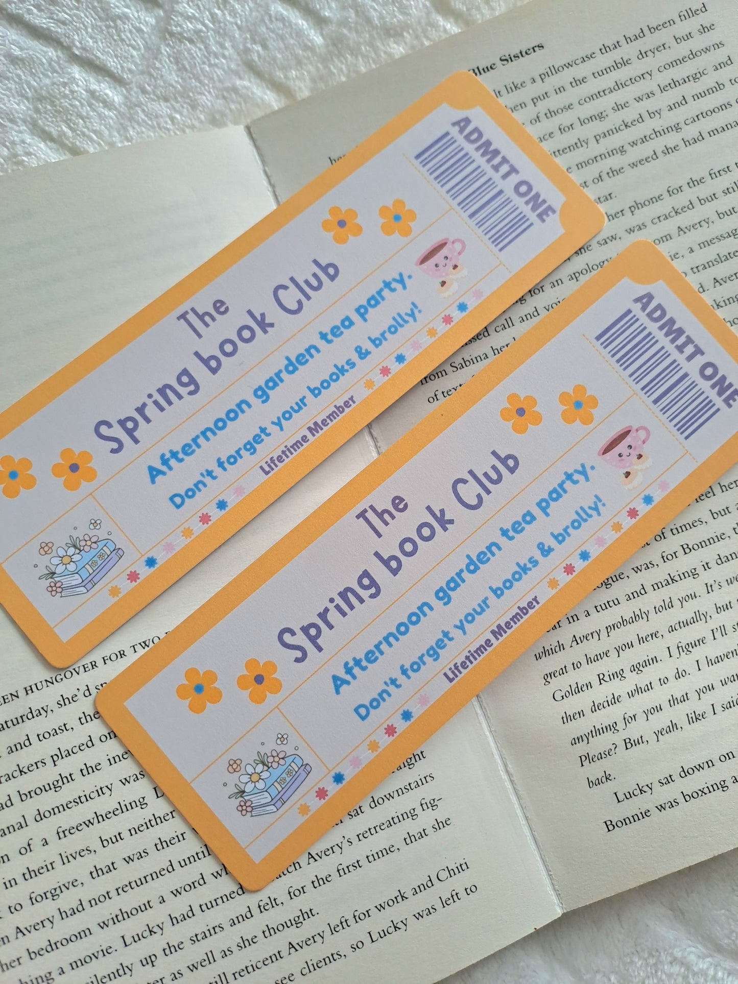 The Spring book club bookmark - Booklover gifts | Ticket bookmarks