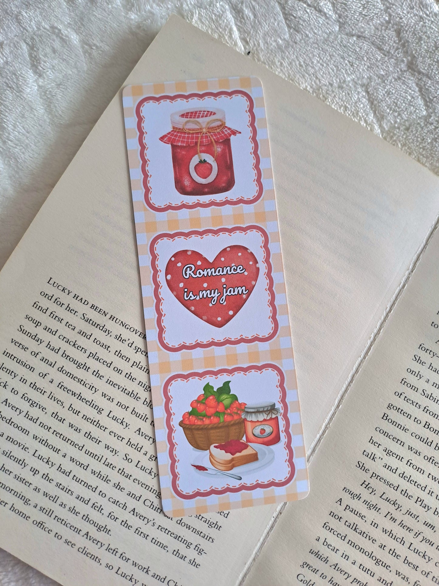 Romance is my jam bookmark - Gift for booklovers