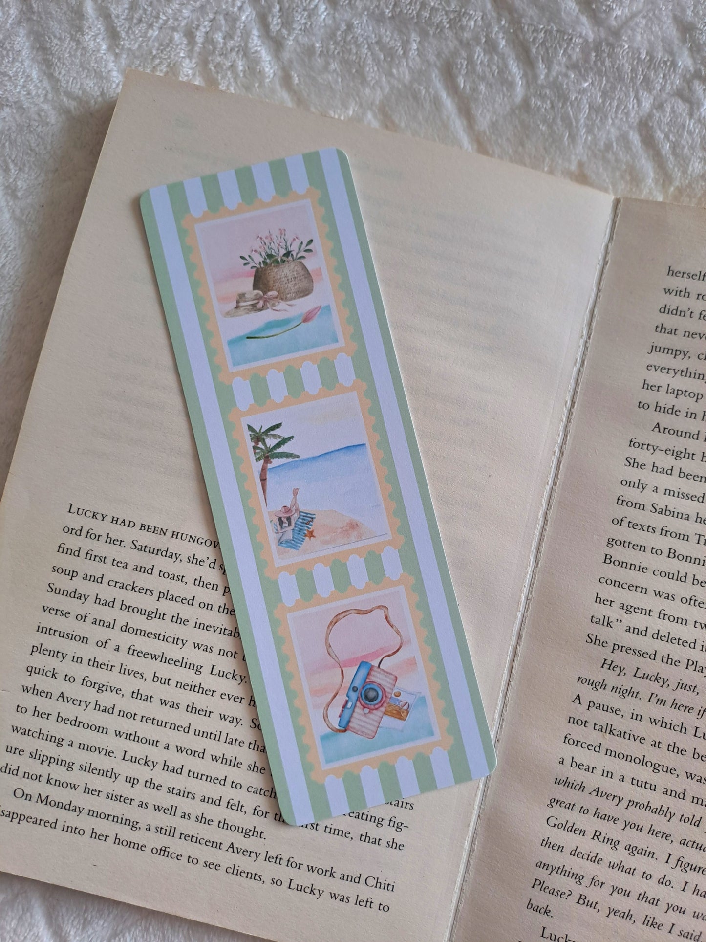 Summer watercolour bookmark - Coquette bookmarks