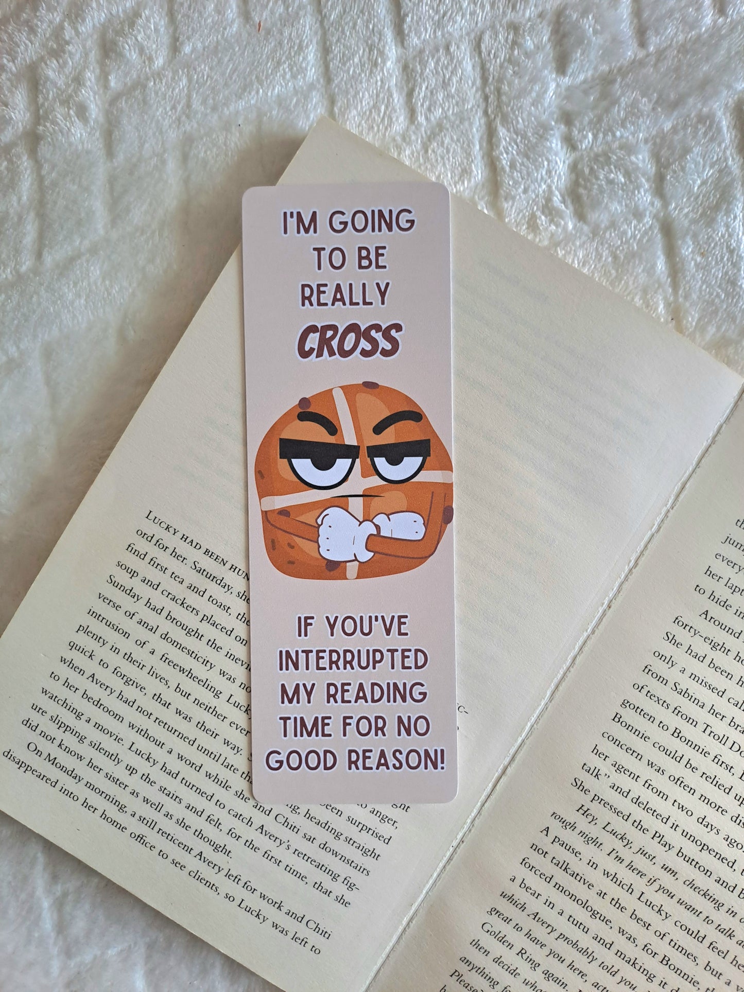 Hot cross bun reading bookmark - Funny reading accessory | Gift for booklover