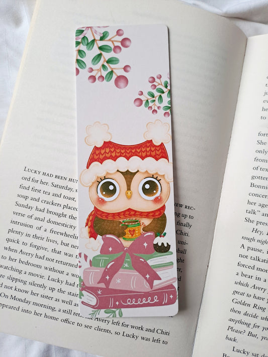 Cute Christmas Robin bookstack bookmark