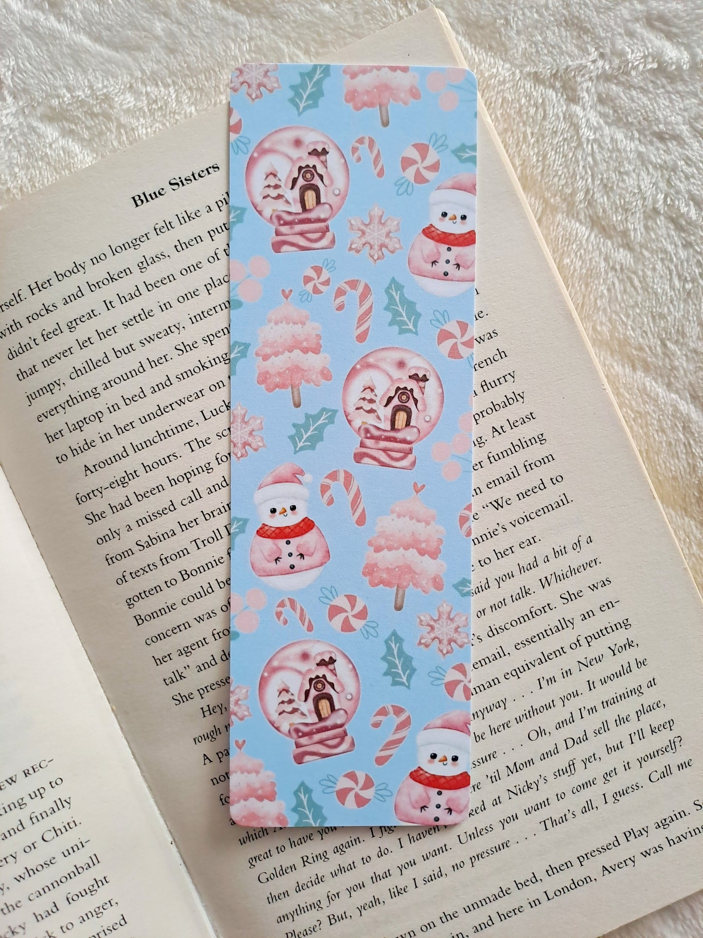 Blue and pink Christmas snowman, snow gloves bookmark