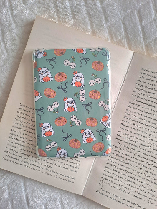 Bookish ghosts and pumpkins Halloween kindle insert.