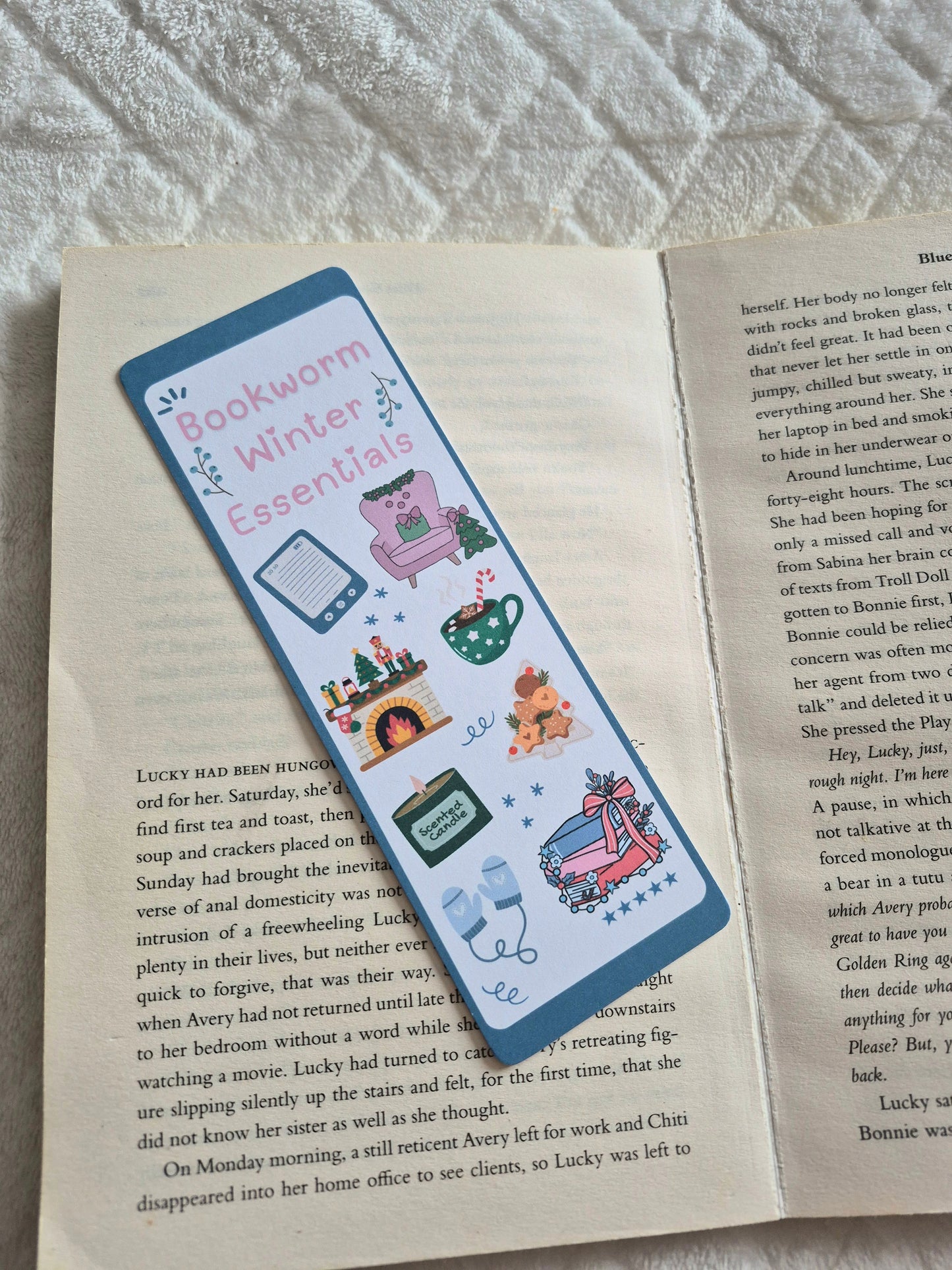 Bookworm winter essentials bookmark: Gift for booklover