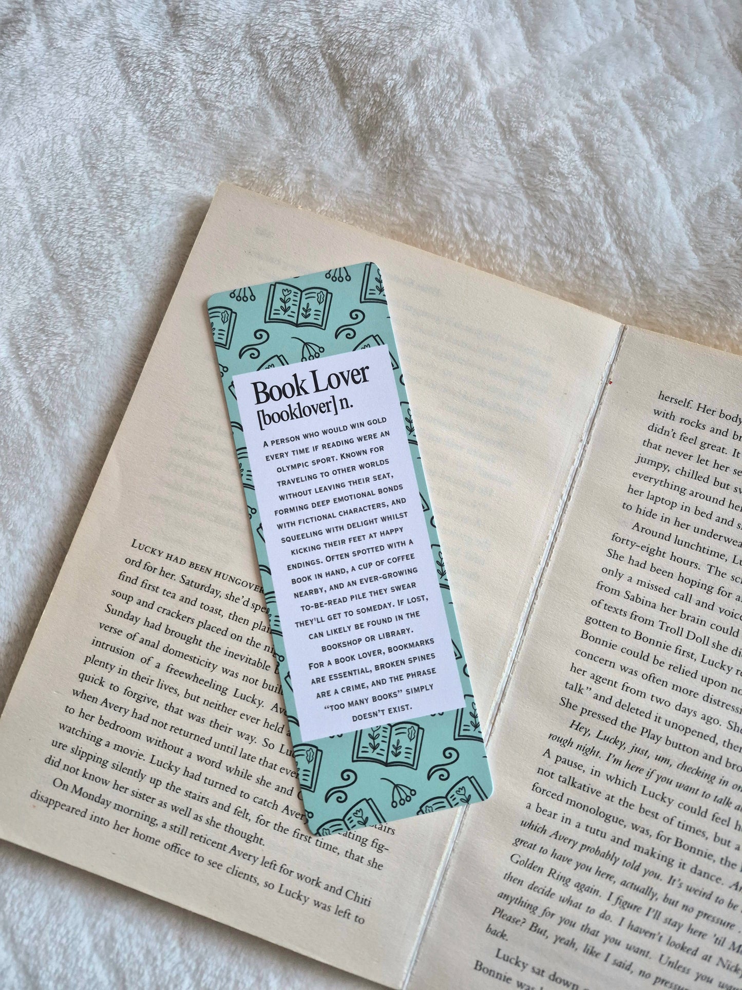 Booklover definition bookmark: pink and green
