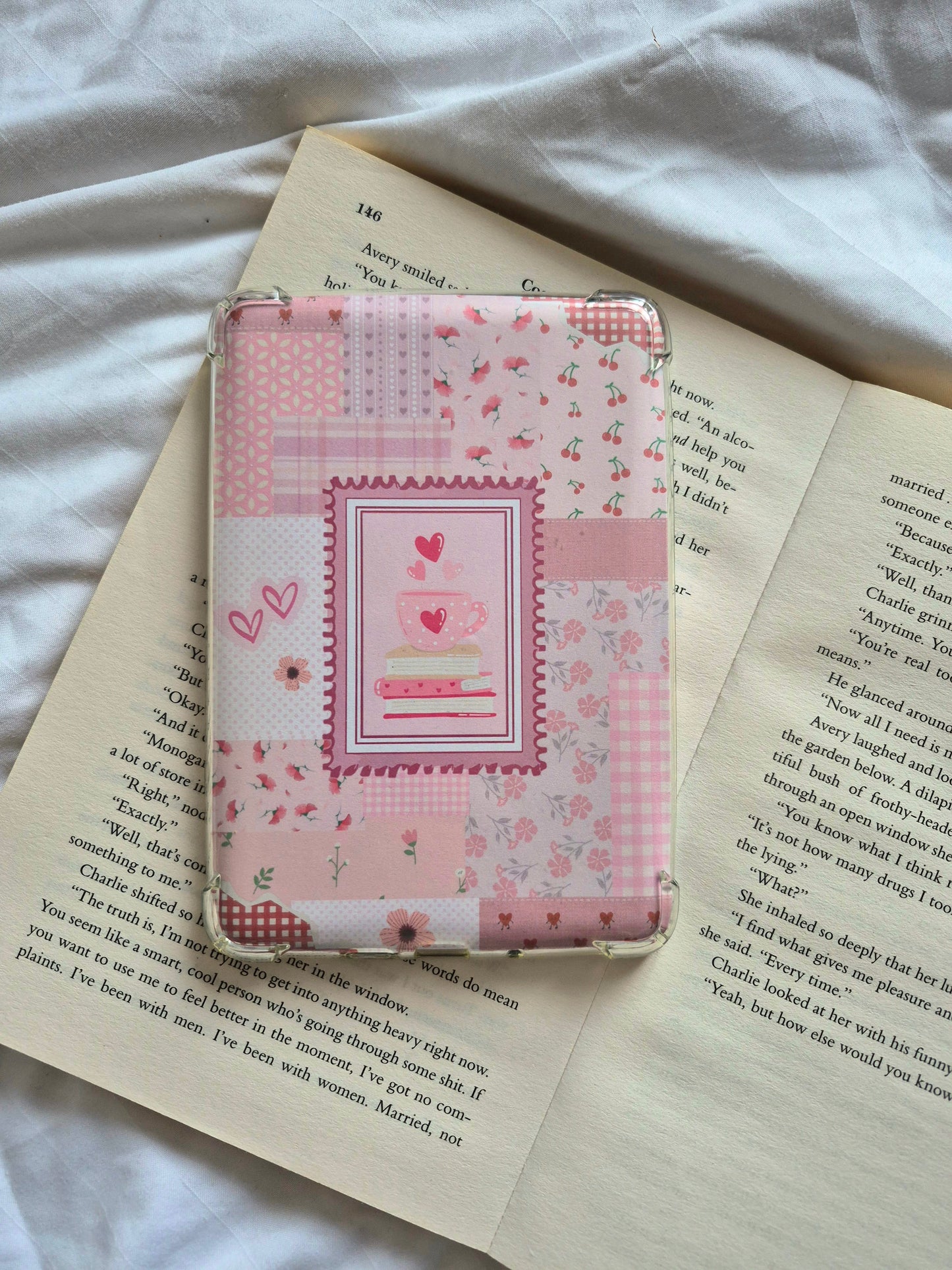 Pink patchwork floral and gingham Kindle Insert