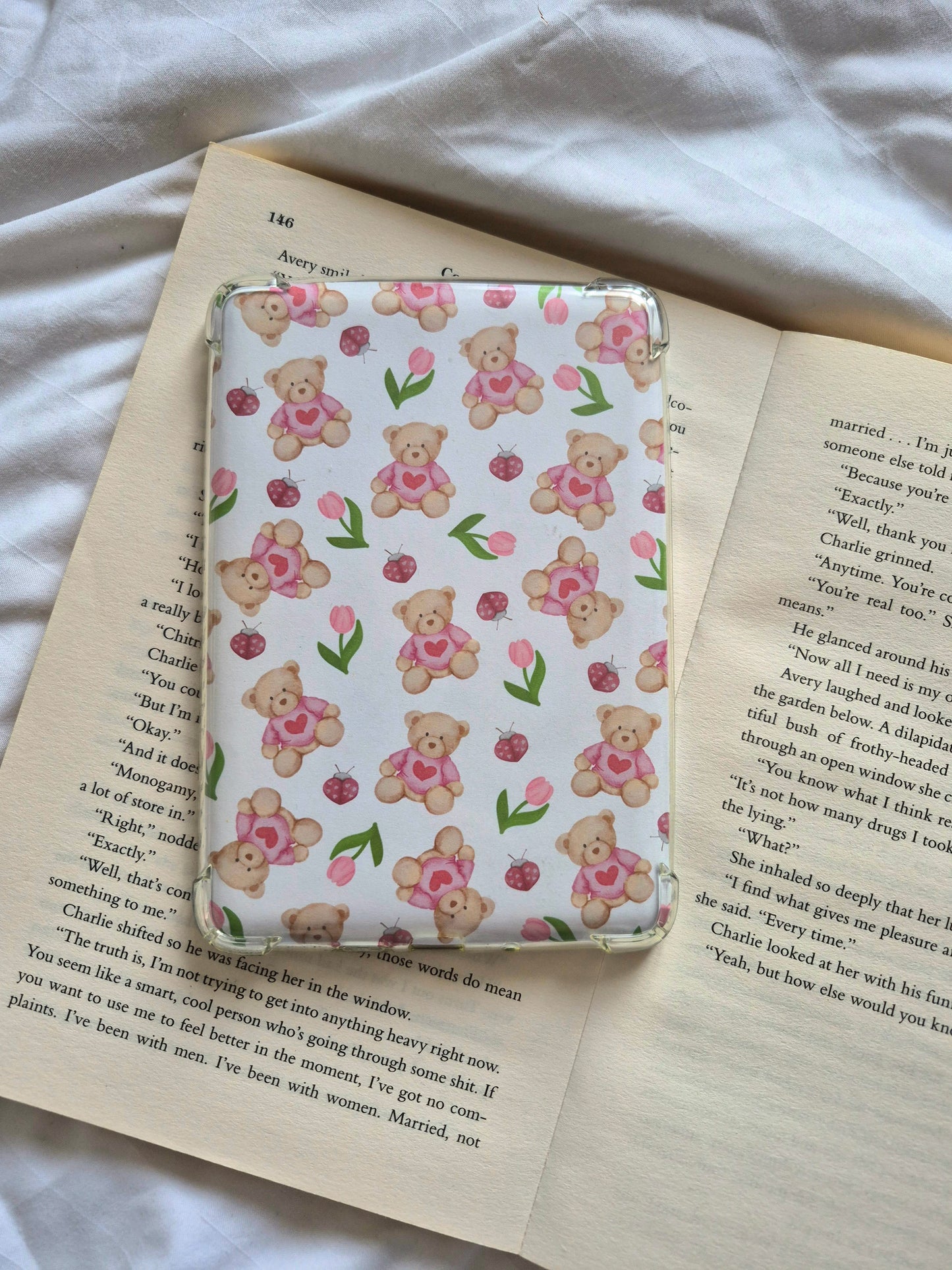 Teddy bear and tulips Kindle Insert