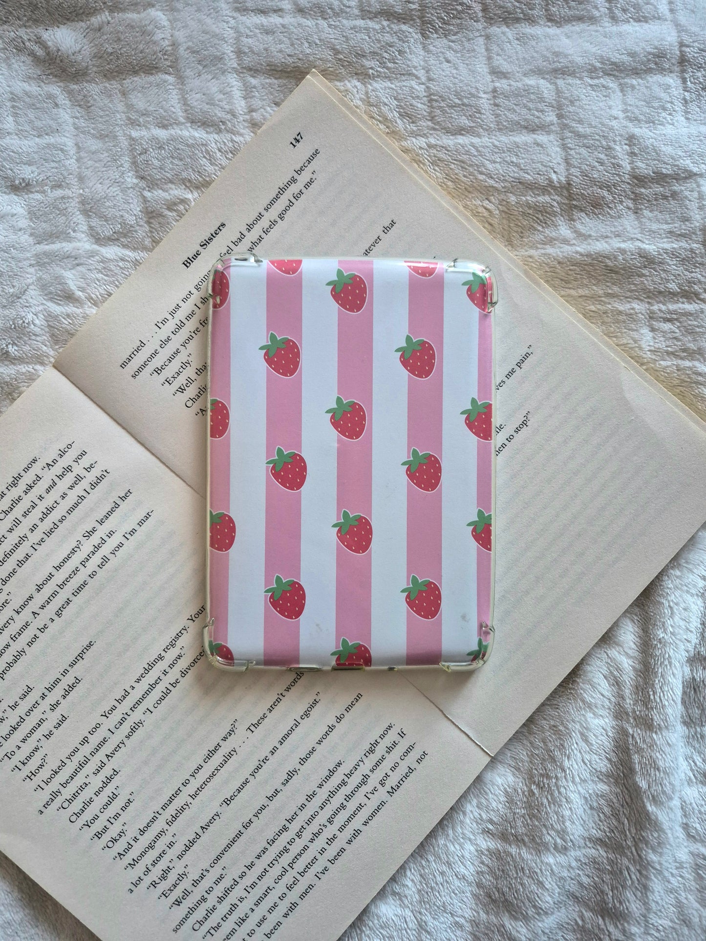 Strawberry stripes spring kindle insert