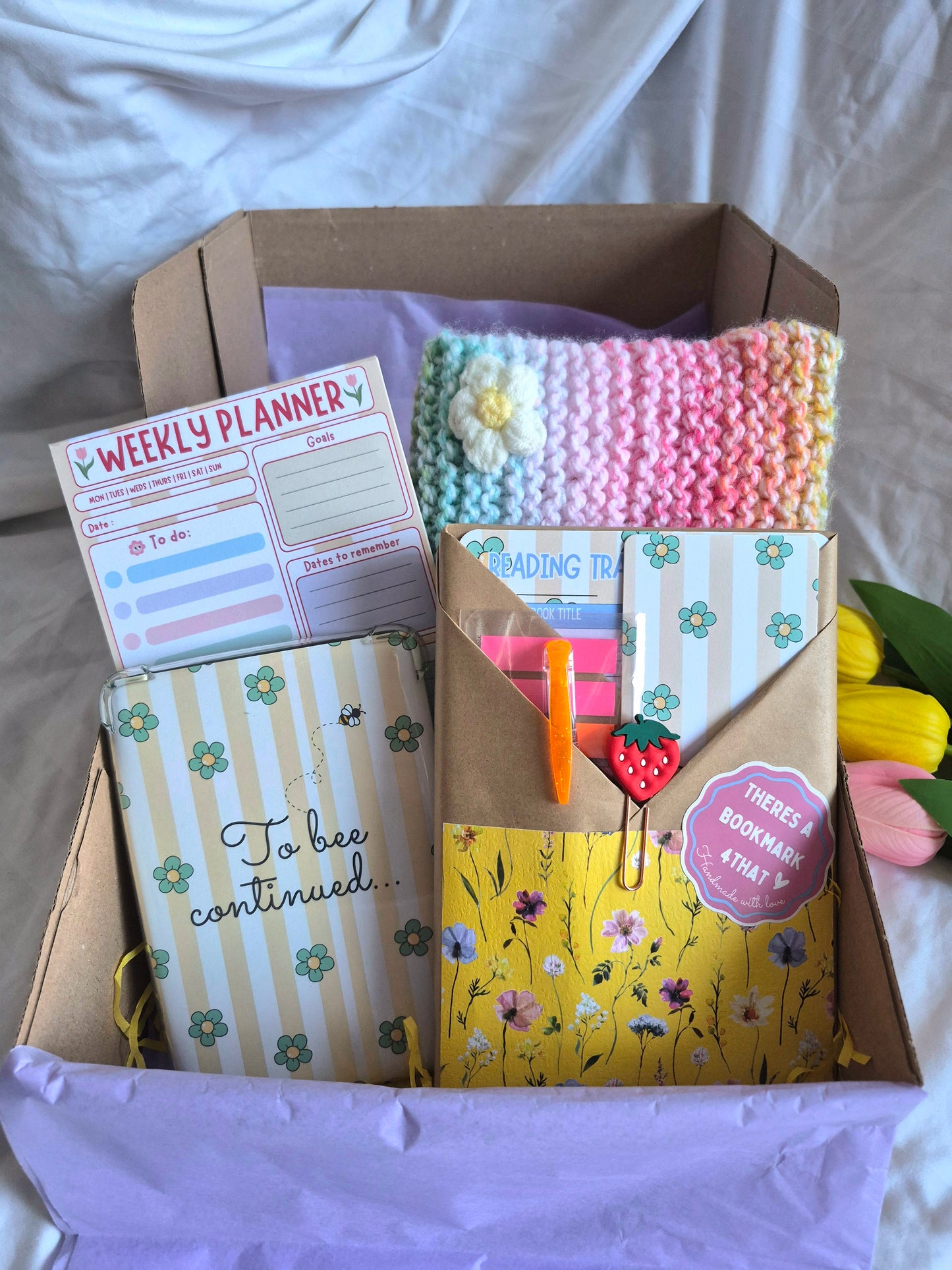 Spring bookish gift box for booklovers