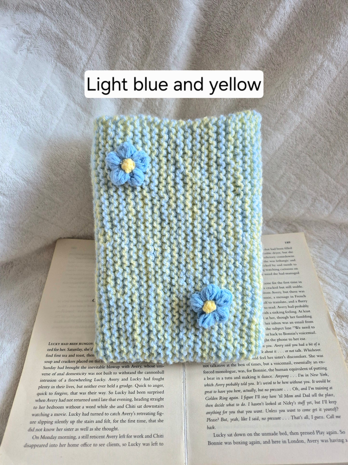 Spring bookish gift box for booklovers