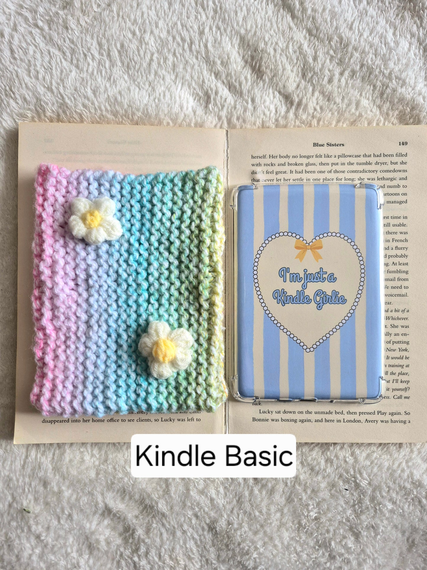 Small Rainbow knitted Kindle sleeve with white flowers