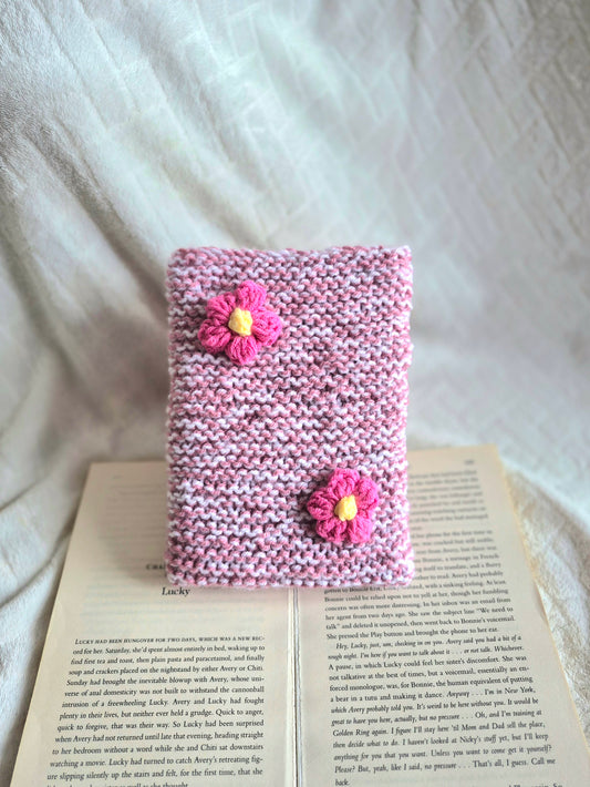Large pink and white knitted Kindle sleeve with pink flowers