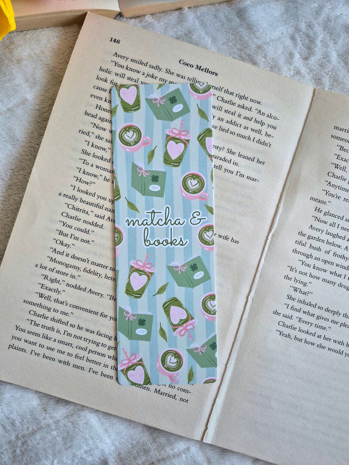 Matcha and books bookmark: Double-sided print