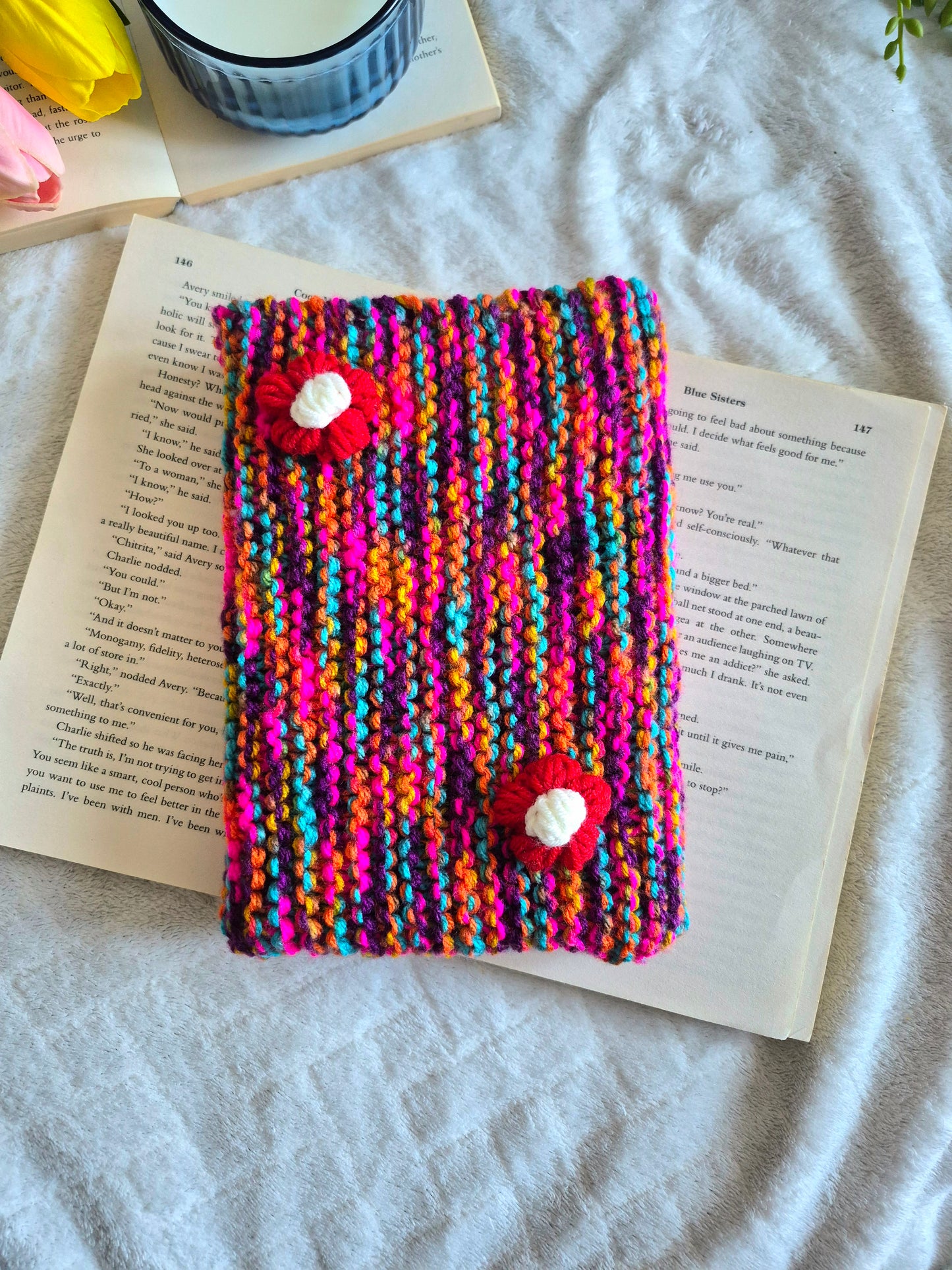 Multicoloured summer knitted book sleeve