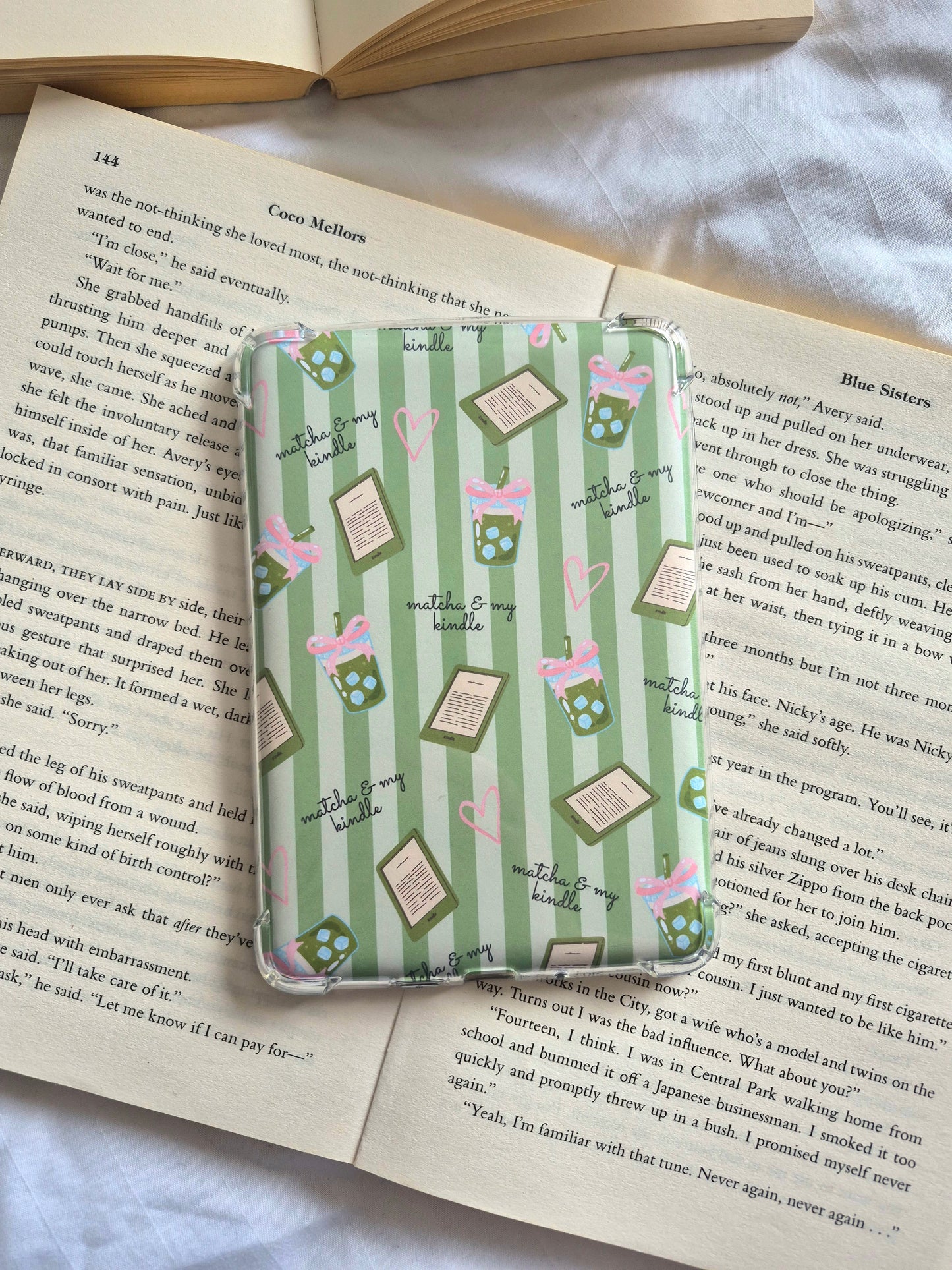 Matcha and my kindle insert for booklovers