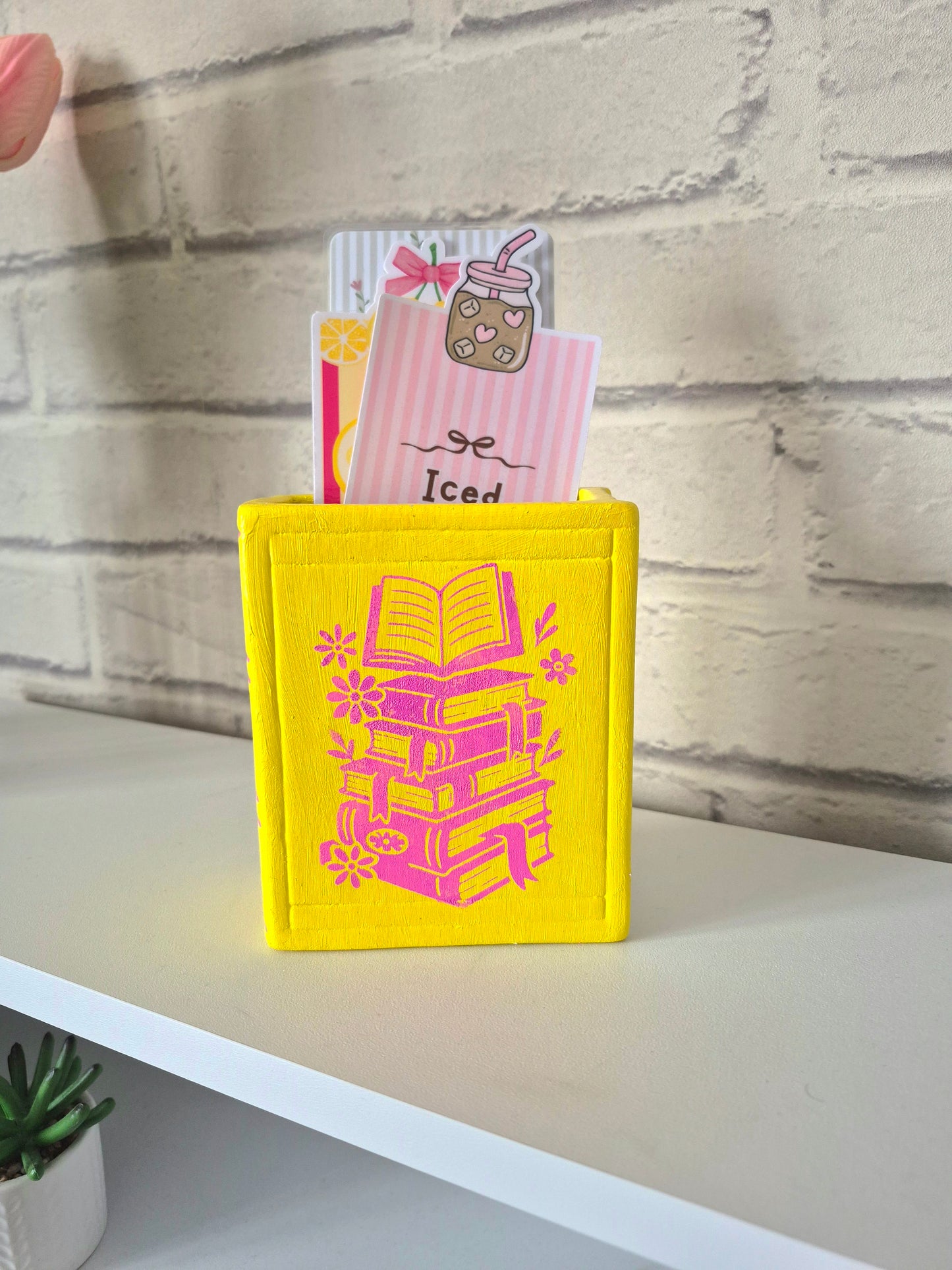 Ceramic bookmark holder - Hand painted yellow and pink book themed gift