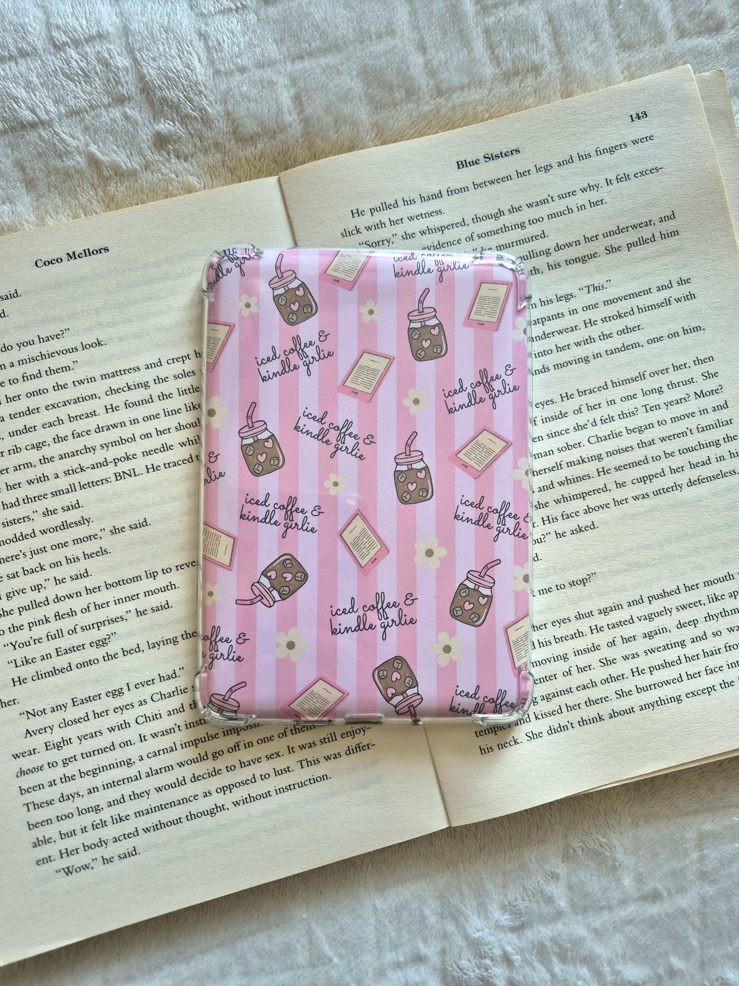 Iced coffee and Kindle Girlie pink stripes insert