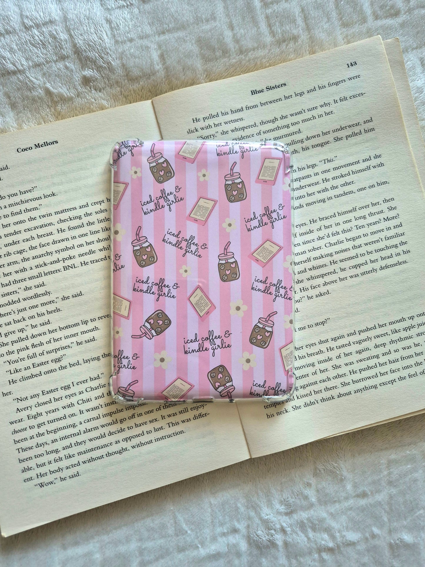 Iced coffee and Kindle Girlie pink stripes insert