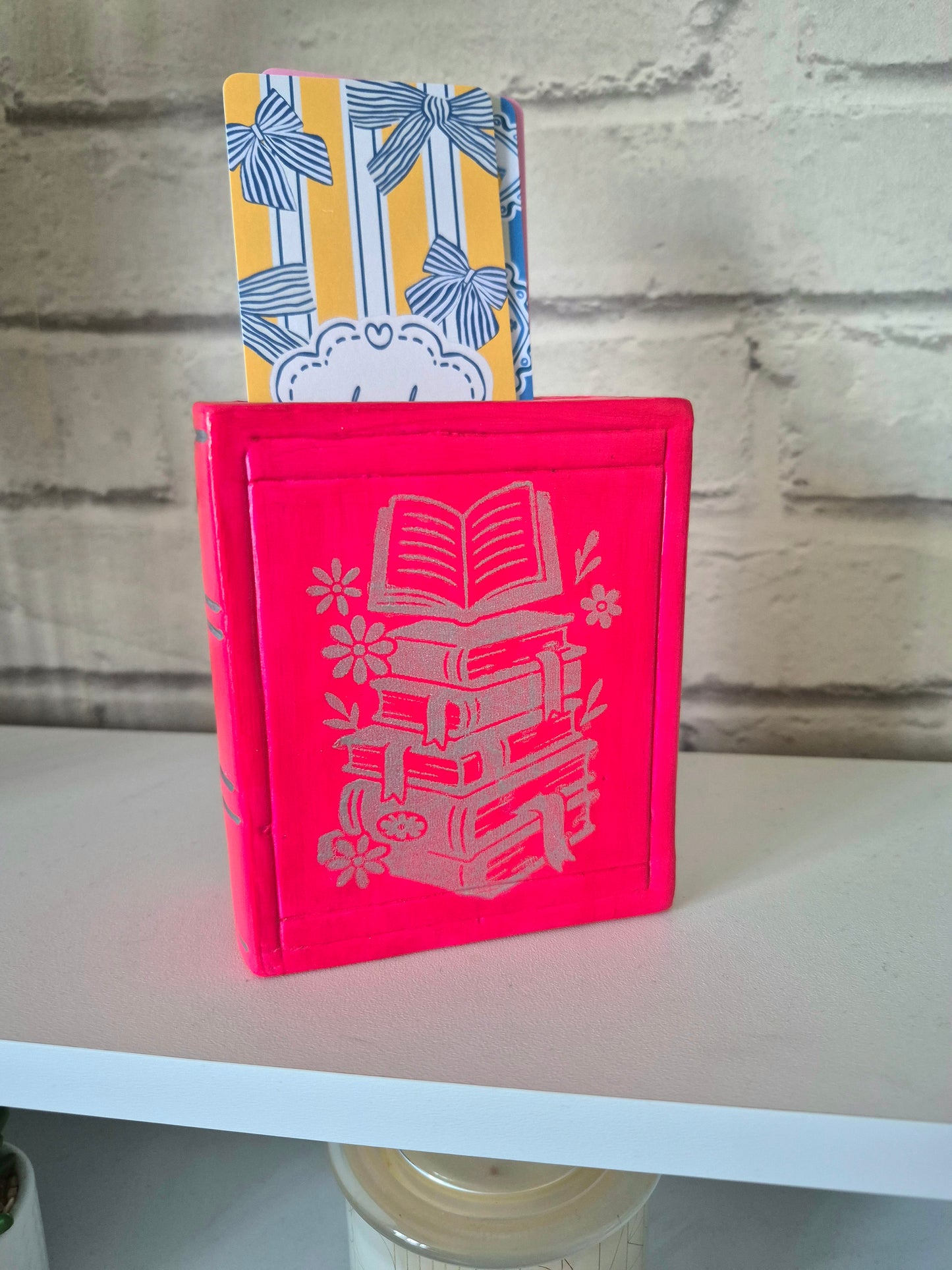 Ceramic bookmark holder - Hand painted dark pink and silver book themed gift