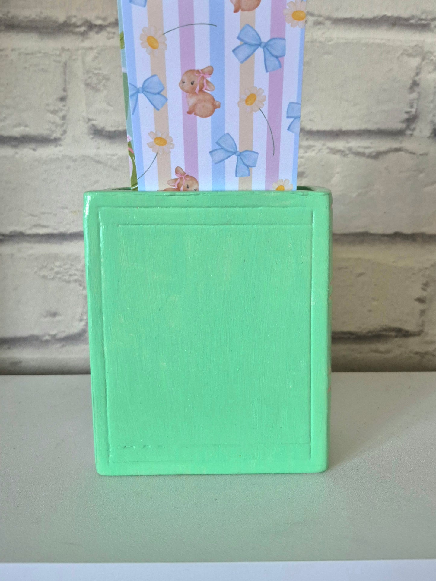 OOPPS! Ceramic bookmark holder - Hand painted green and yellow