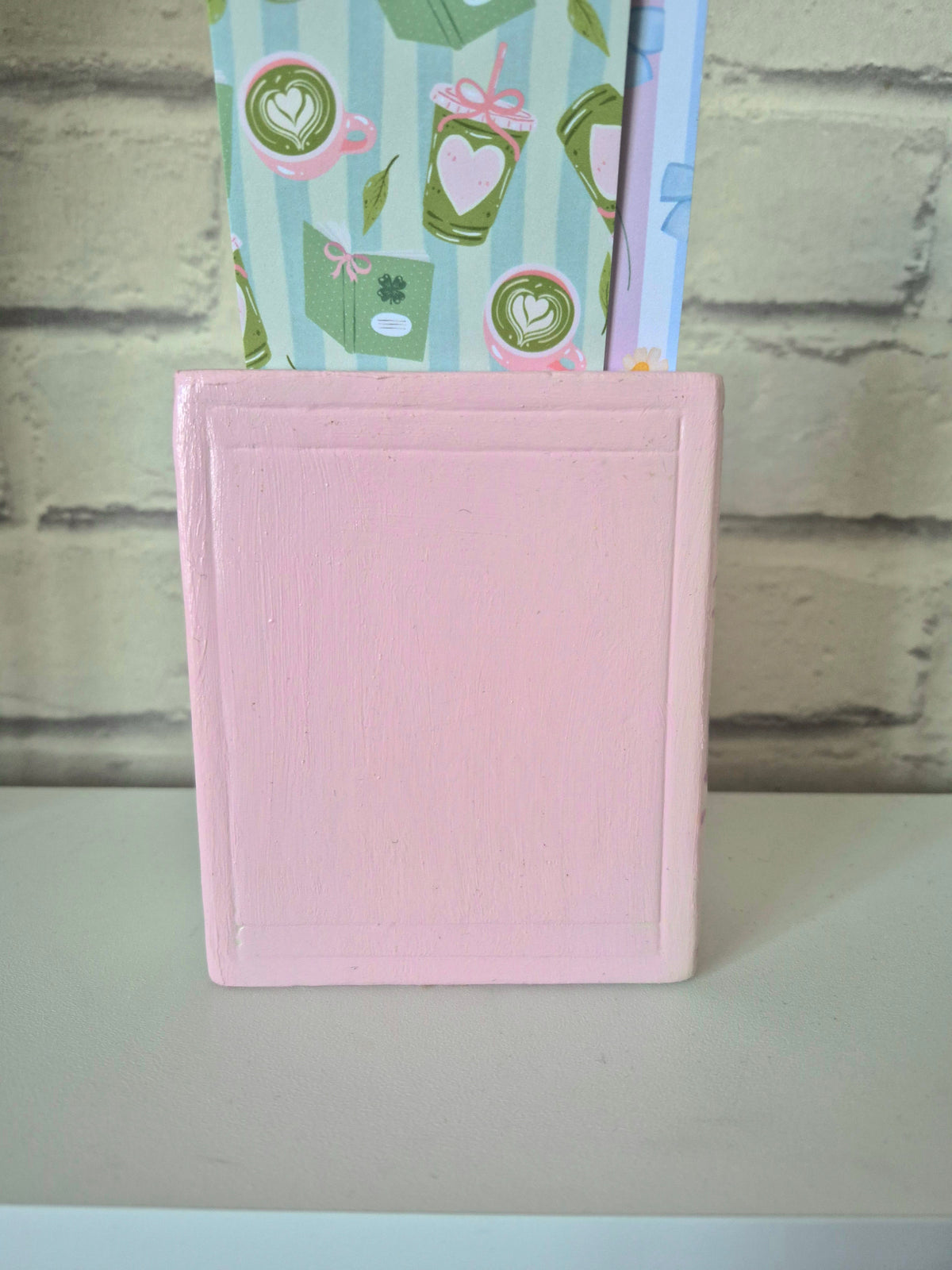 Ceramic bookmark holder - Hand painted pastel pink and purple book themed gift