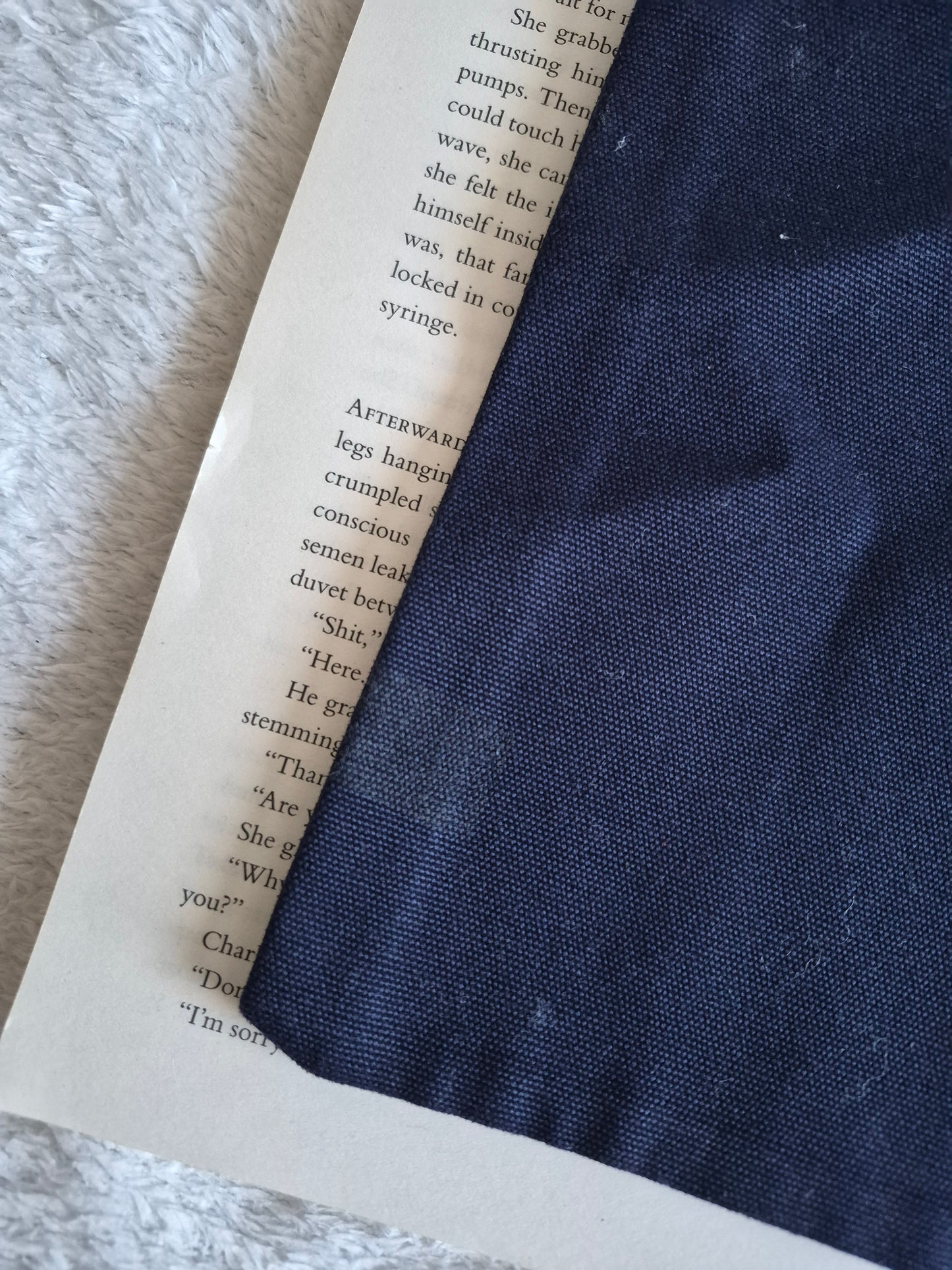 Autumn bookish essentials bag (OOPS PRODUCT)