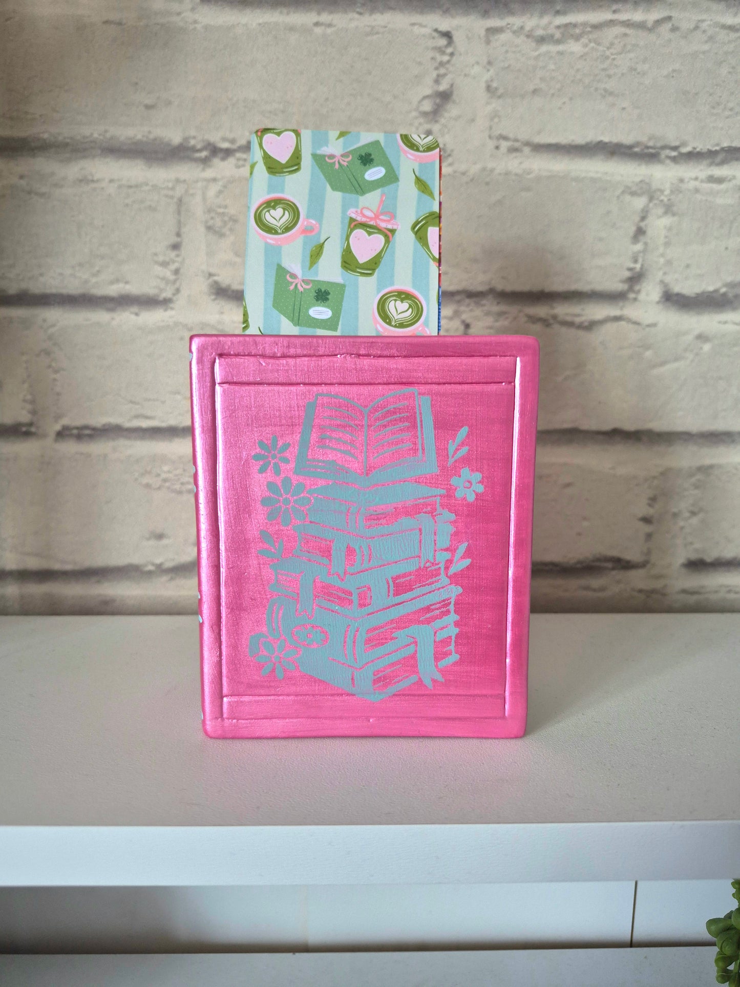 Pink shimmer Ceramic bookmark holder - Hand painted