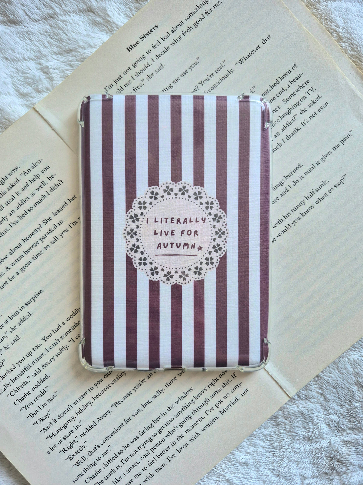 I literally live for Autumn Kindle insert: Linen cardstock