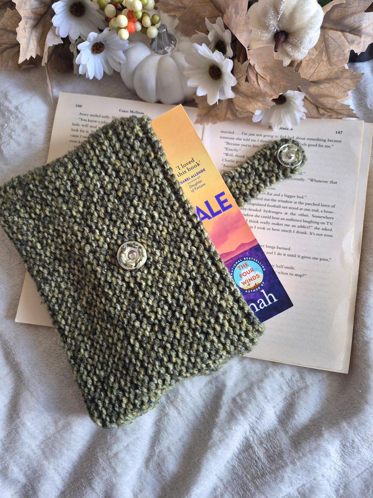 Dark Green autumnal knitted book sleeve