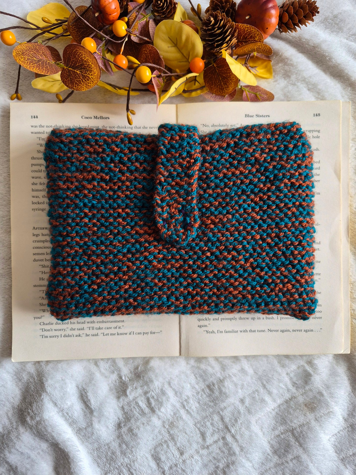 Dark blue and brown knitted sleeve: For book or large Kindle