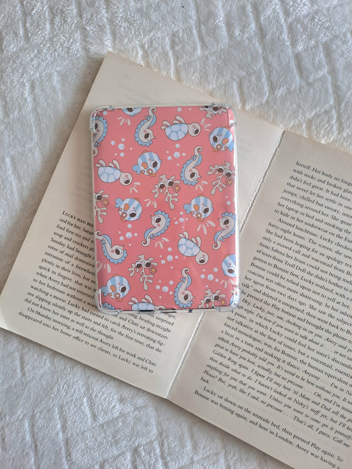 Coral reef Kindle skin - Reading accessories | Gift for booklover